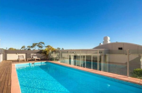 Superb city apartment, Sydney